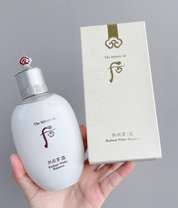 Nước cân bằng dưỡng trắng da Whoo Gongjinhyang Seol Radiant White Balancer 150ml