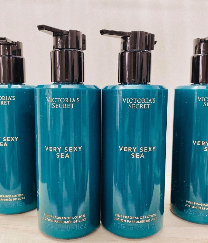 Lotion Dưỡng Thể Victoria's Secret Very Sexy Sea 250ML