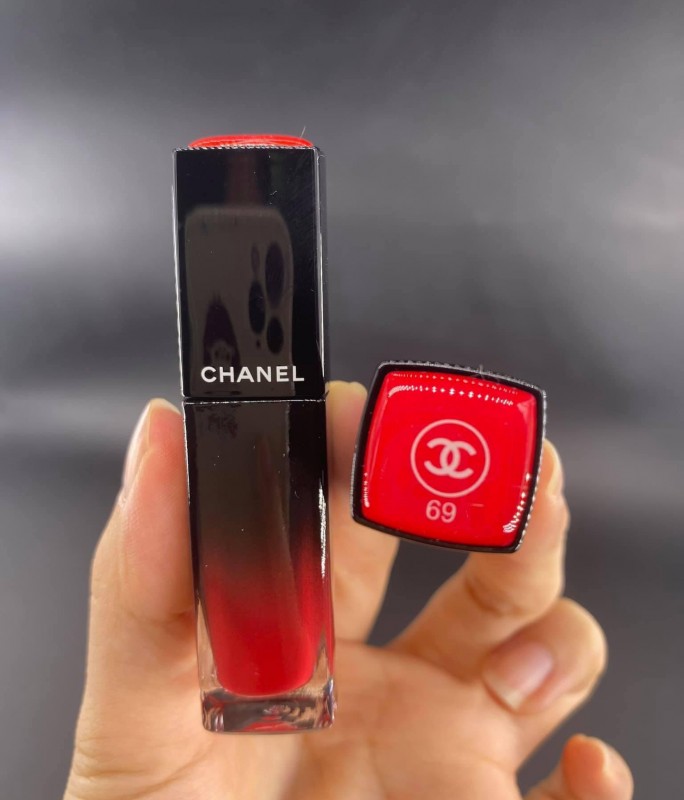 Son Kem Chanel 69 Remanence