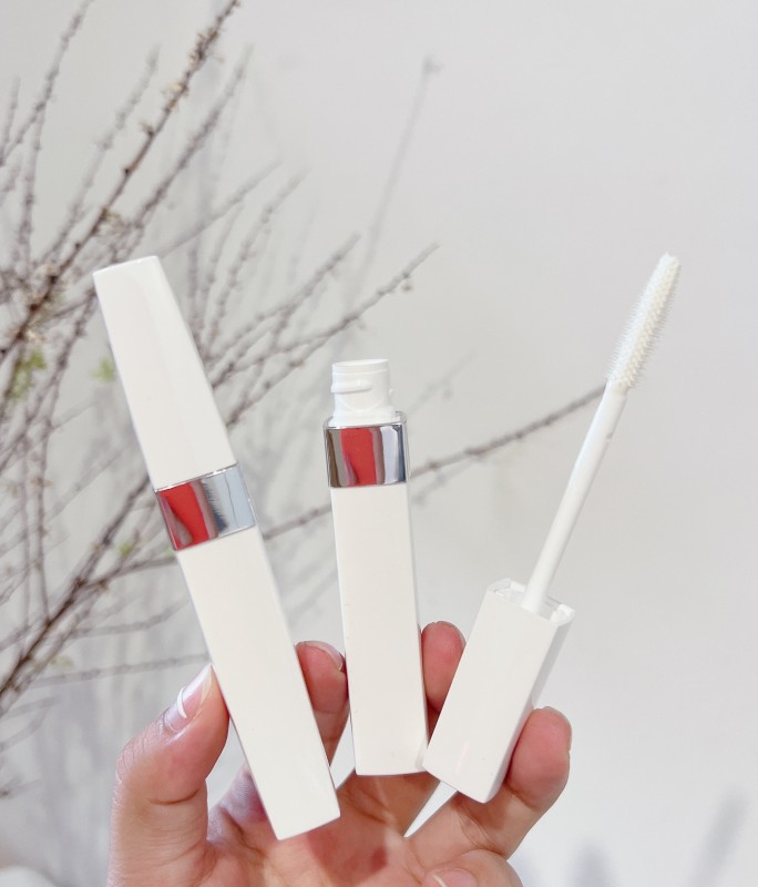 Mascara Chanel La Base Dưỡng mi và làm dày mi