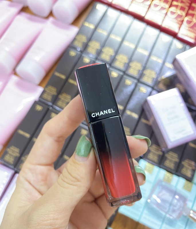 Son Kem Chanel 80 Timeless – Đỏ Cherry